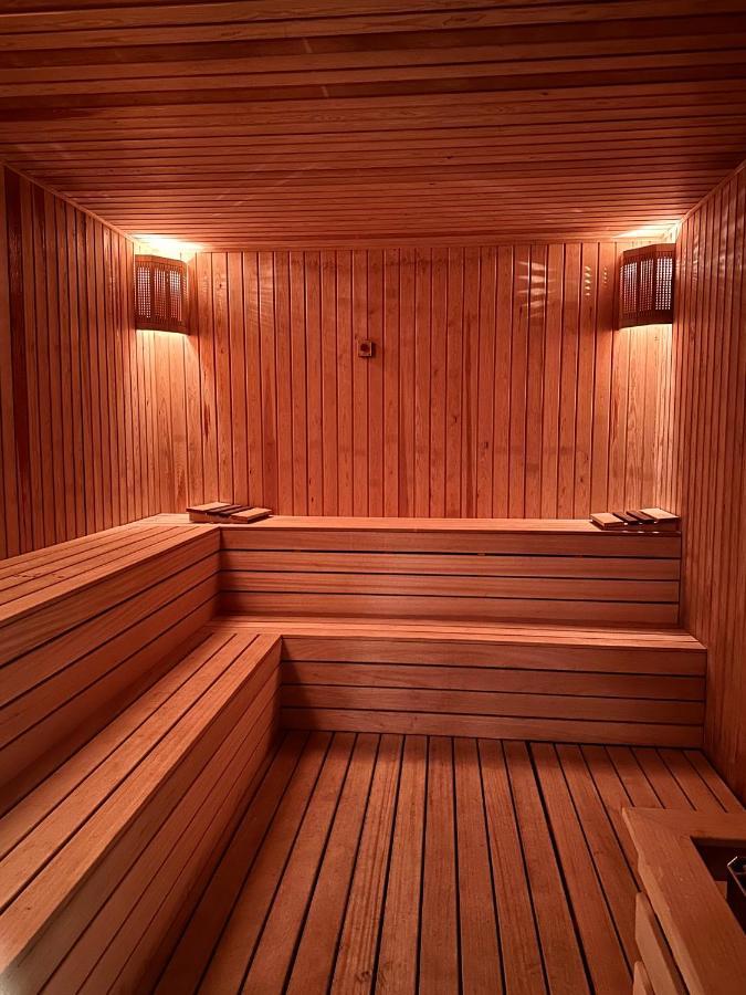 Royal Kate Spa Included, 32Nd Floor Skopje Bagian luar foto